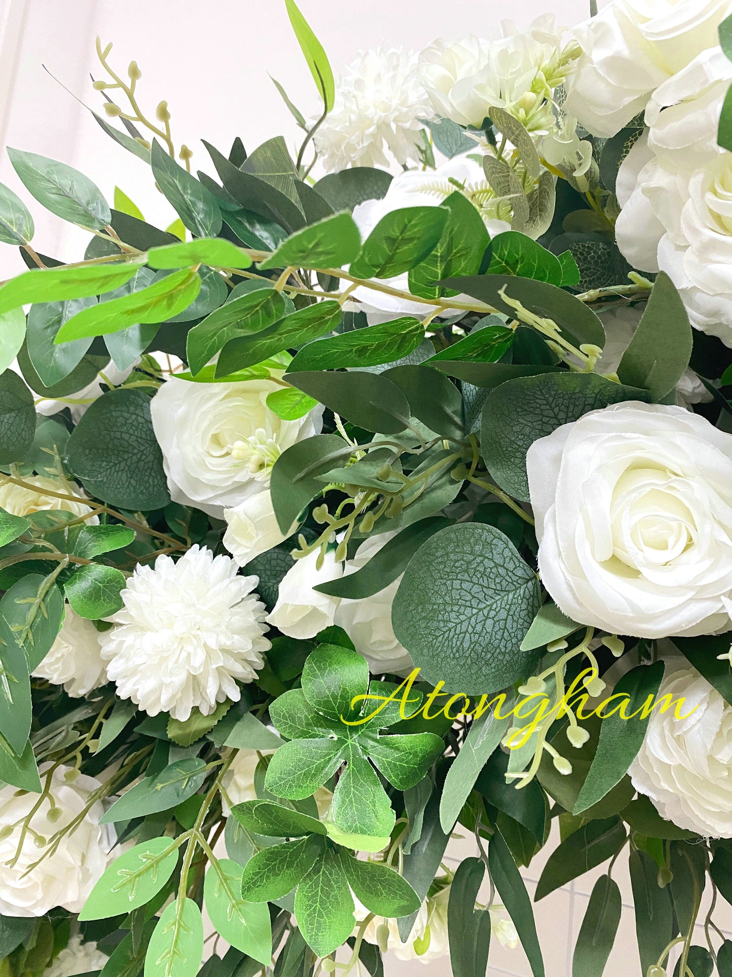 Round Green Leaves White Rose Arch Flower Wedding Engagement Ceremony Table Centerpiece