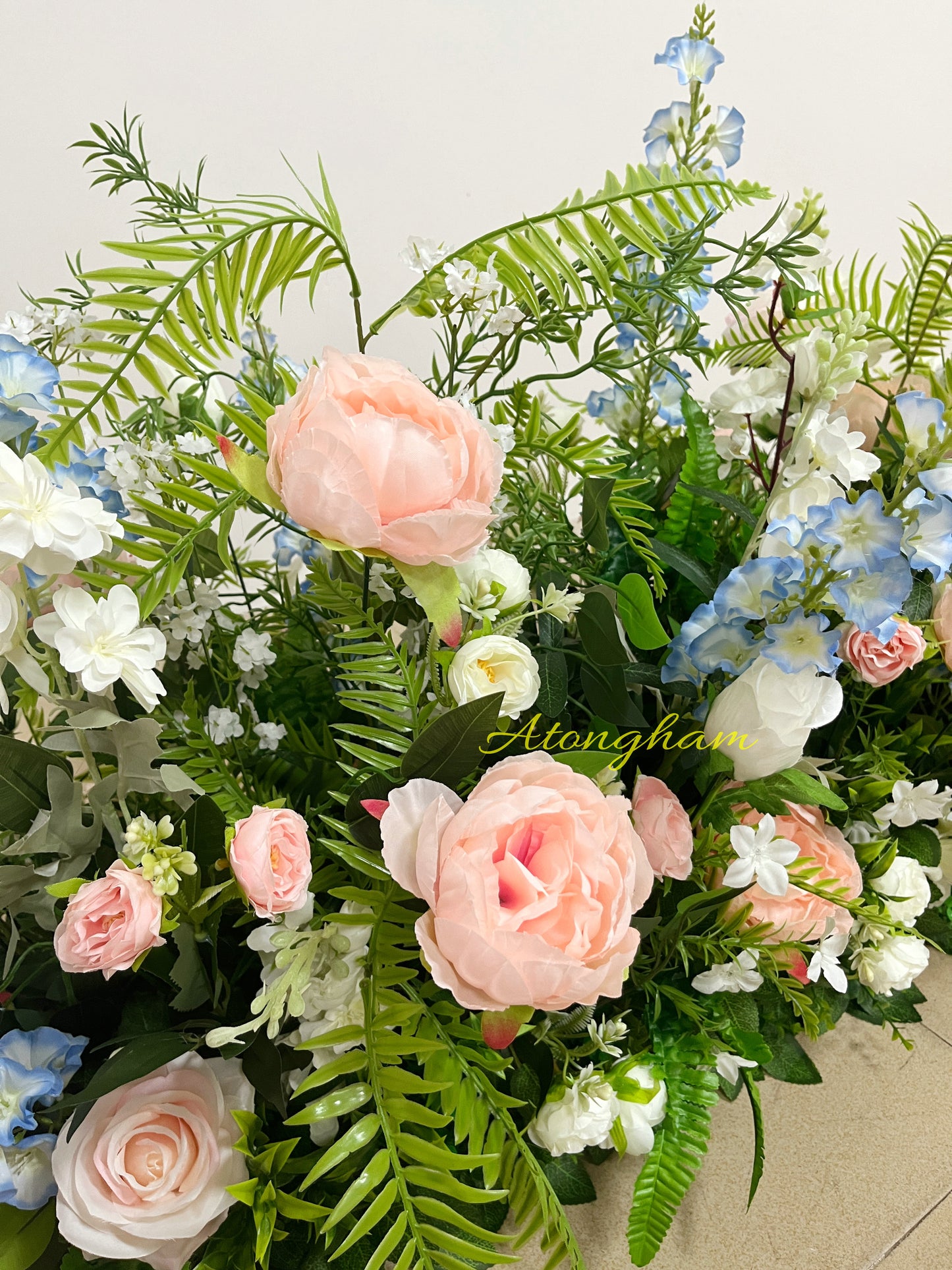 romantic outdoor wedding floor flowers for events