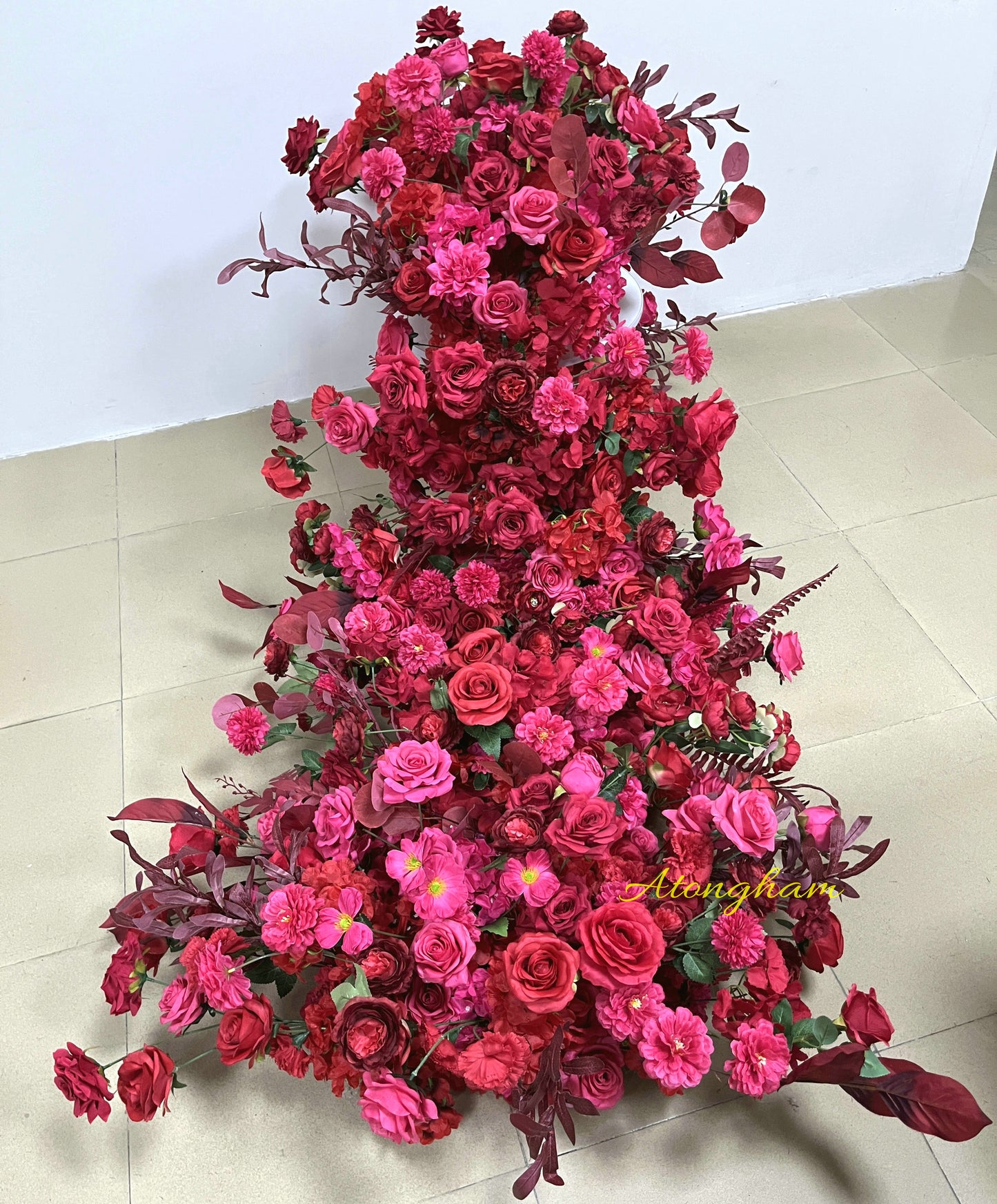 romantic red and pink floral garland for receptions