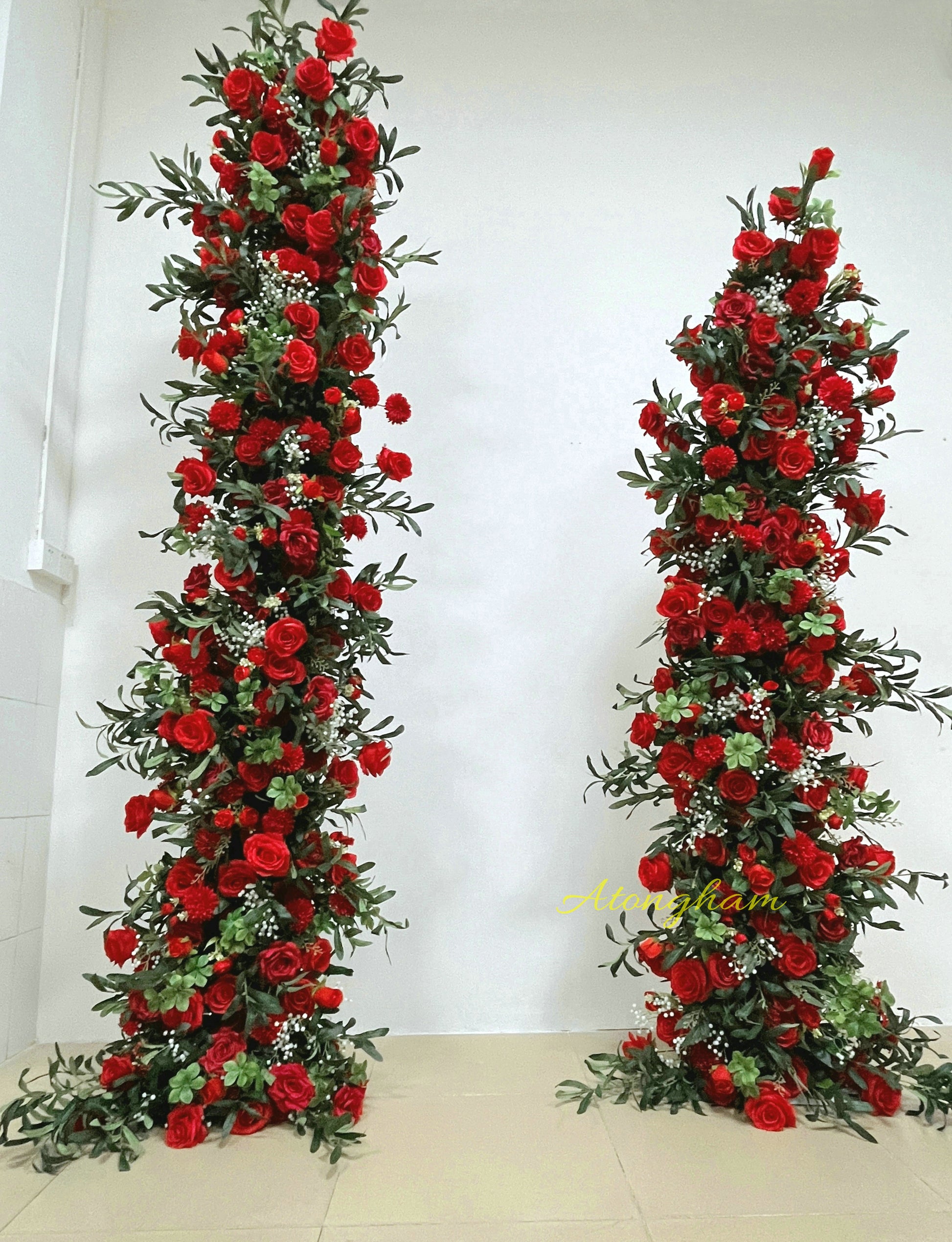 passionate red wedding backdrop flower arrangement